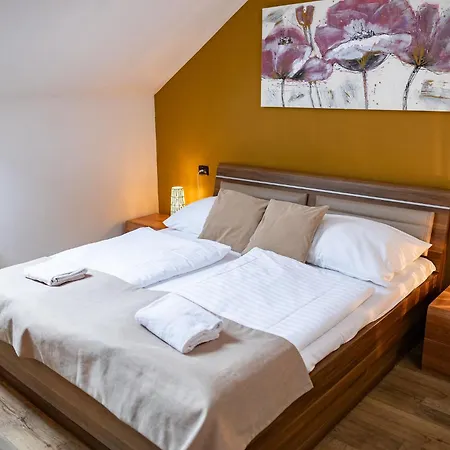 3bdr Penthouse With Terrace&ac Apartmán Praha