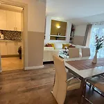 3bdr Penthouse With Terrace&ac 아파트