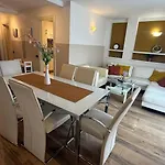 아파트 3bdr Penthouse With Terrace&ac