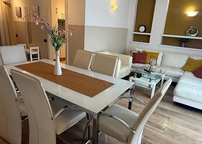 Apartment 3bdr Penthouse With Terrace&ac