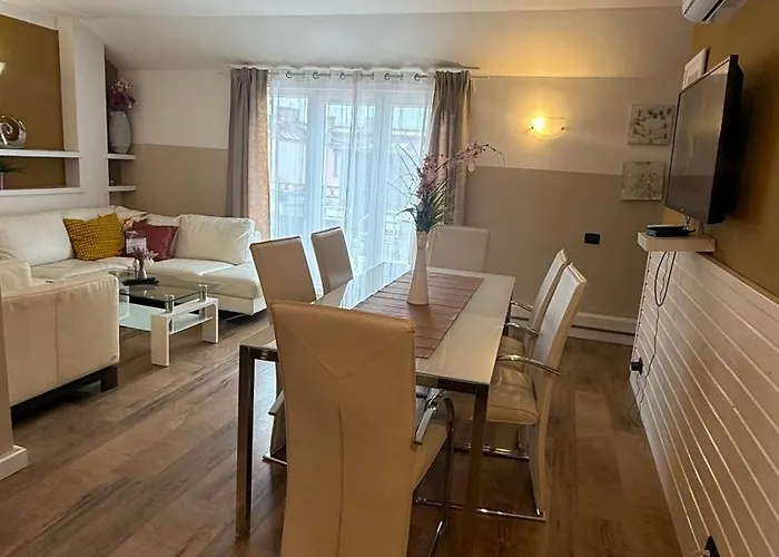 3bdr Penthouse With Terrace&ac Apartmán Praha